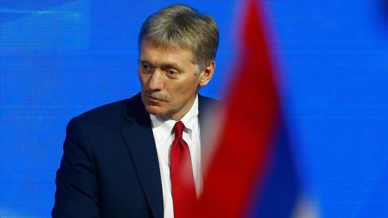 Kremlin: Navalnıy'ın zehirlenmesiyle ilgili suçlamalar itibarsızlaştırma girişimidir