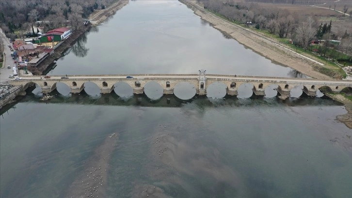 Kuraklığın etkilediği Meriç Nehri'nde su seviyesi alınan tedbirlerle artırıldı