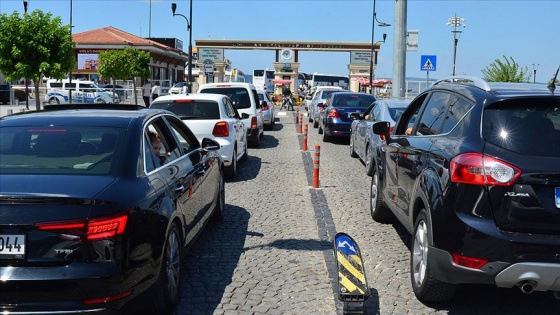 Kurban Bayramı tatilini uzatanlar dönüşe geçti