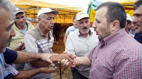 Kurban pazarlarında arife yoğunluğu yaşanıyor