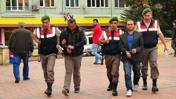 Kurusıkıyla jandarmaya ateş eden hırsızlar yakalandı