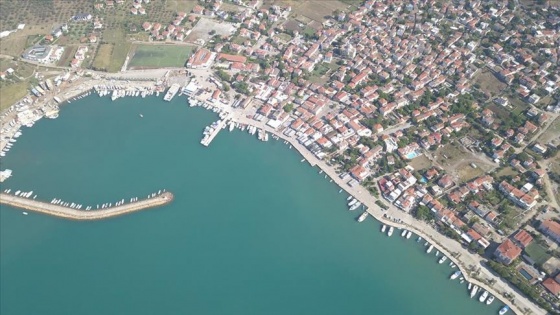 Kuzey Ege turizminin gözdesi Cunda Adası misafirlerini ağırlamaya başladı