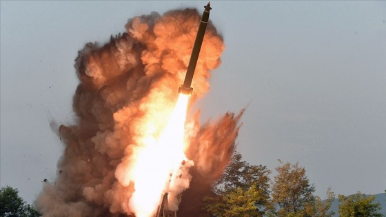 Kuzey Kore dünkü füzeleri 'süper büyük' çoklu sistemle fırlattı
