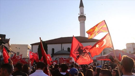 Kuzey Makedonya'da 'Türkiye ile Dayanışma Mitingi'