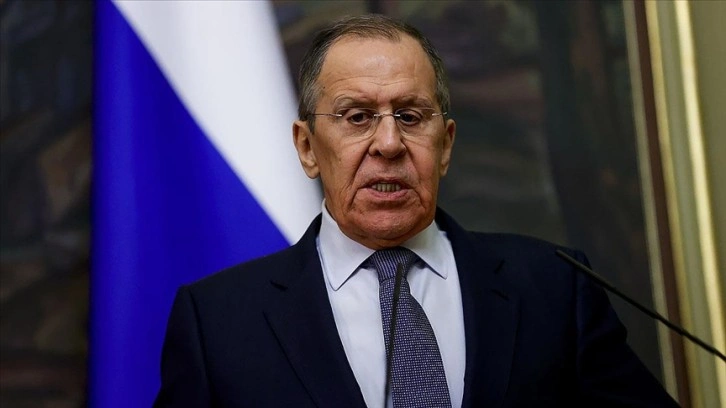 Lavrov, Batı'nın Ukrayna'yı Donbas meselesini güçle çözmeye ittiğini söyledi