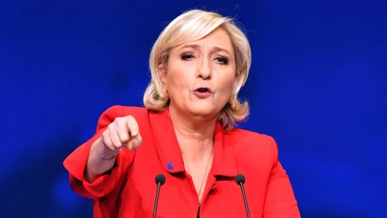 Le Pen tehlikesine dikkati çekmek için 3 saat 