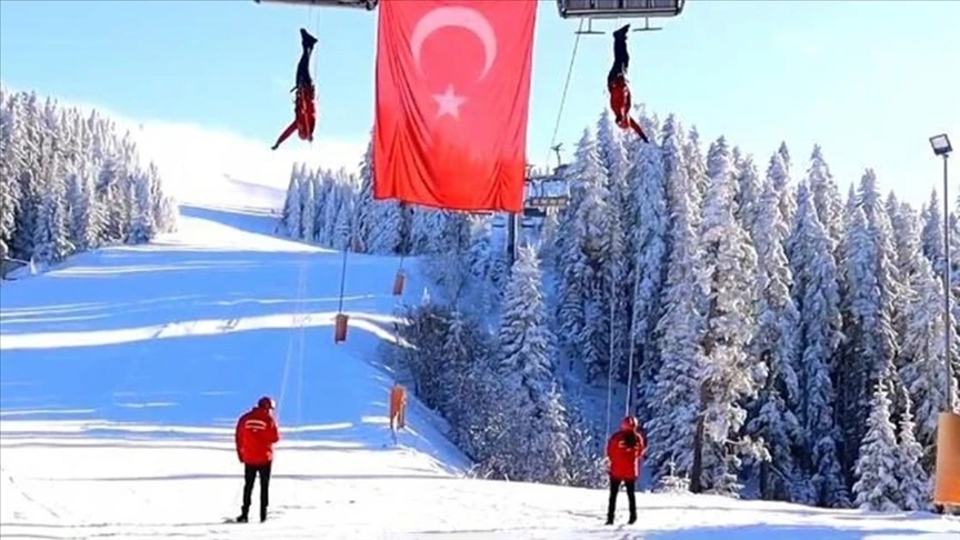 Ilgaz Dağı'nda jandarma, kurtarma tatbikatı yaptı