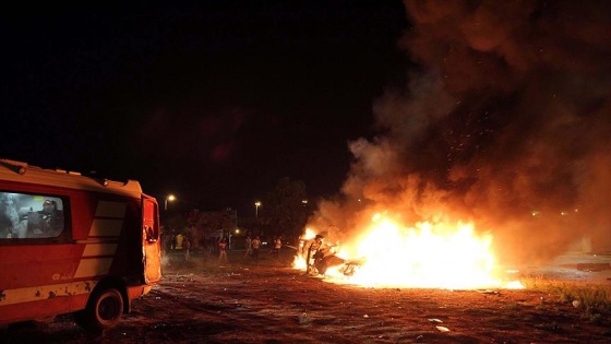 Libya'da cami önünde patlama: 7 yaralı