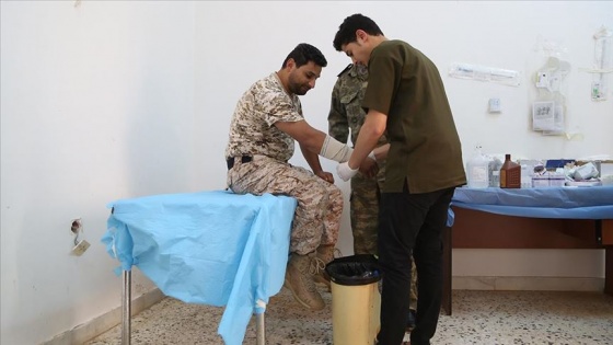 Libya&#039;da cephe hattında hayat kurtaran sağlık çalışanları da Hafter&#039;in hedefinde