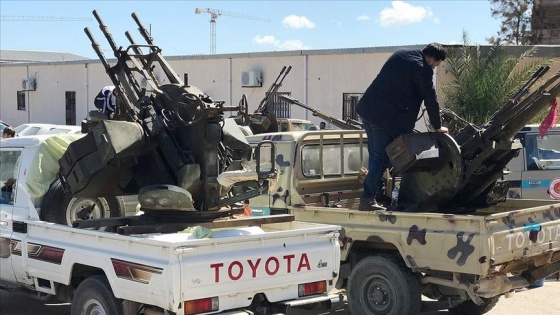 Libya'da UMH güçleri kritik Giryan kentini ele geçirdi