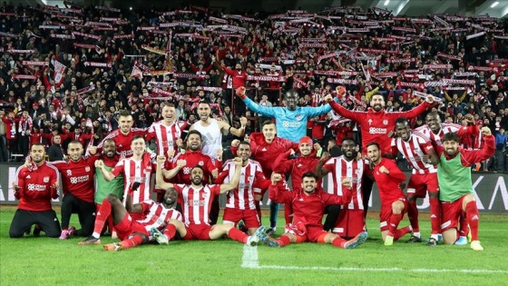 Lider Sivasspor seriyi sürdürmeyi hedefliyor