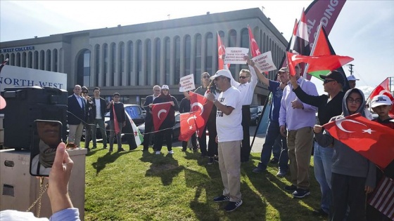 Los Angeles'ta İdlib'deki Türk askerlerine destek gösterisi