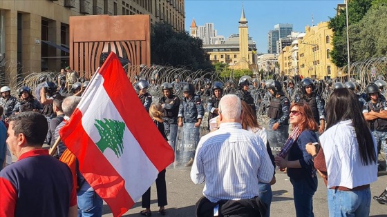 Lübnan'da 'tam sivil itaatsizlik' mümkün mü?