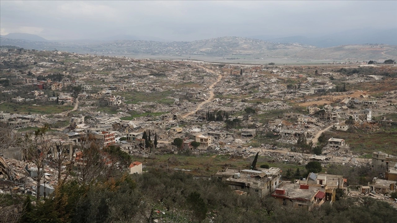 Lübnan, sınır istikrarı için İsrail'in işgal ettiği bölgelerden tamamen çekilmesini istedi