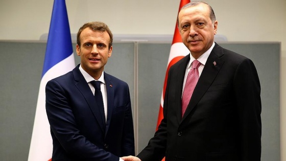 Macron'dan Cumhurbaşkanı Erdoğan'a kutlama