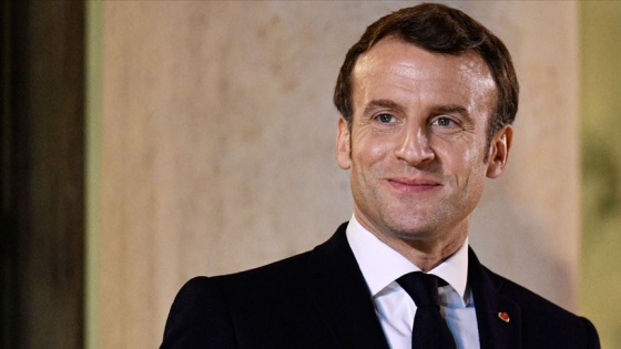 Macron: Fransa, 300'ün altında nükleer savaş başlığına sahip