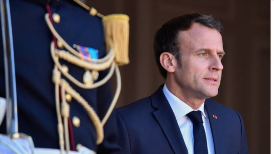 Macron: Fransa'da cumhuriyetin ortağı olması için İslam'ın yapılandırılması gerekiyor