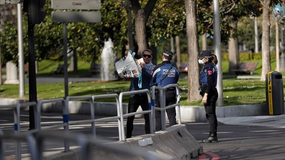 Madrid'de Kovid-19/ koronavirüs önlemlerine uymayanlara ceza yağdı