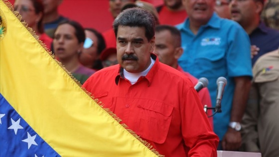 Maduro Venezuela-Kolombiya sınırını açma kararı aldı