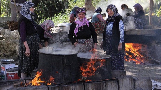 Mahallelinin 'tatlı' dayanışması