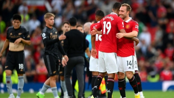 Manchester United, Arsenal'a Premier Lig'deki ilk yenilgisini tattırdı