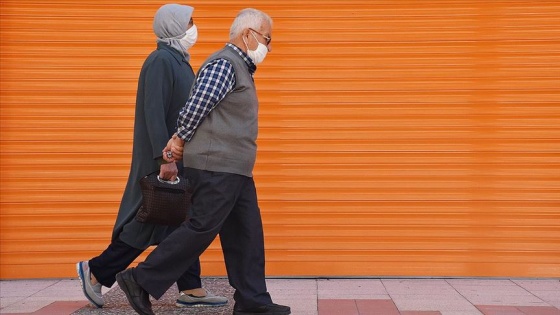 Manisa'da 65 yaş ve üstü vatandaşlara yeni Kovid-19 tedbirleri getirildi