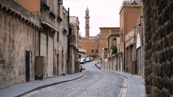 Mardin'de açık alanlarda maske takma zorunluluğu getirildi