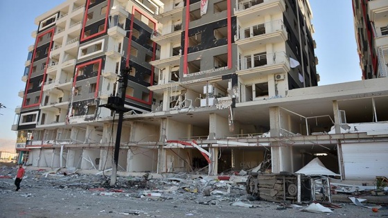 Mardin'deki patlamanın şiddeti gün ağarınca ortaya çıktı