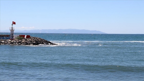 Marmara'da deniz salyası rüzgarın da etkisiyle büyük oranda dağıldı