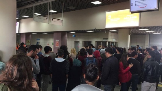 Marmaray'da seferler aktarmalı yapılıyor