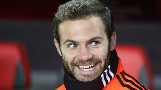 Mata bir yıl daha Manchester United'da