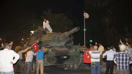 Meclis FETÖ'nün darbe girişimini araştıracak