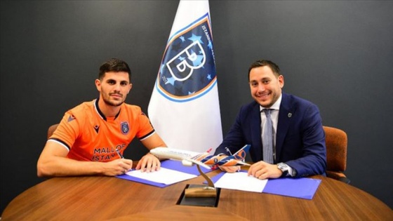 Medipol Başakşehir'in yeni transferi Aleksic: En iyi ve güzel futbolu Başakşehir oynuyor