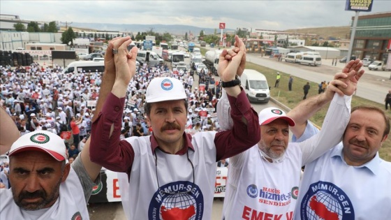 Memur-Sen'den 'Emek ve Adalet Yürüyüşü'ne destek