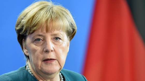 Merkel, Suriye'deki durumu 'felaket' olarak nitelendirdi