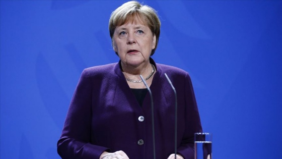Merkel, Thüringen eyaletindeki başbakan seçimini eleştirdi
