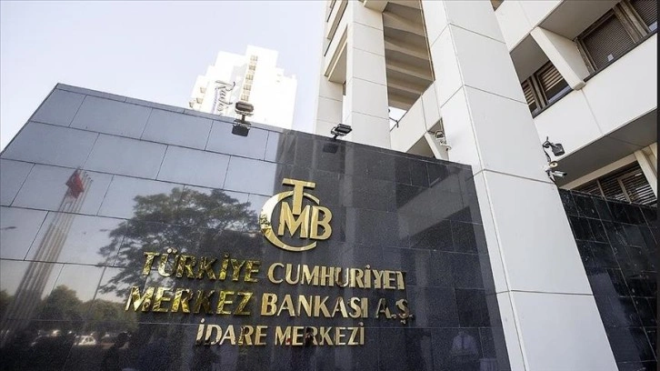 Merkez Bankası politika faizini 500 baz puan artırarak yüzde 30'a çıkardı