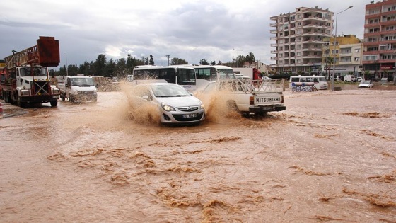 Mersin'de metrekareye 146.6 kilogram yağış düştü