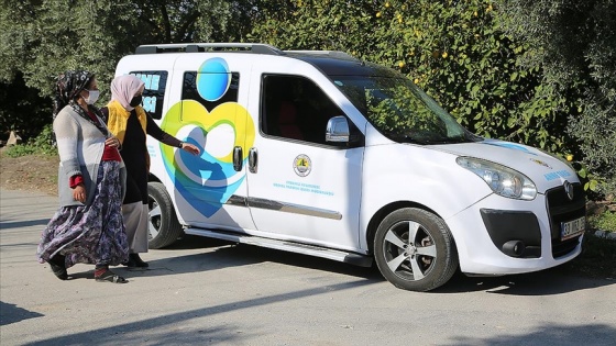 Mersin'deki 'Anne Taksi' hizmeti annelere ve hamilelere kolaylık sağlıyor