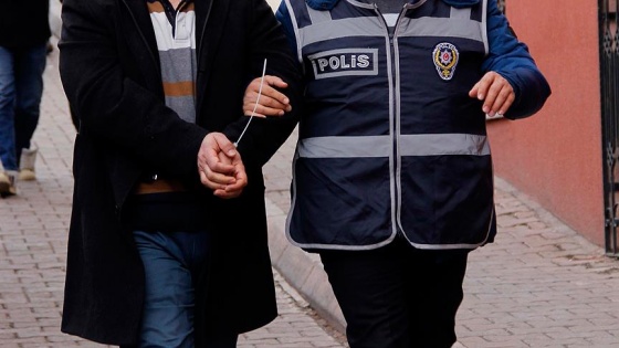 Meslekten ihraç edilen 23 öğretmene 'ByLock' gözaltısı