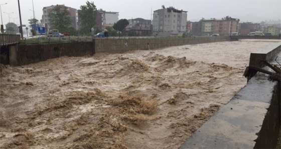 Meteoroloji'den çığ ve sel uyarısı