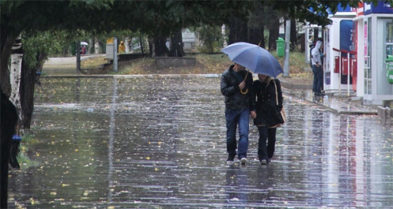 Meteoroloji&#039;den fırtına ve yağış uyarısı