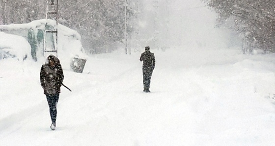 Meteoroloji uyardı: İstanbul'a kar geliyor!