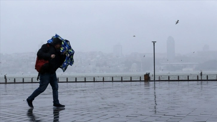 Meteorolojiden bazı bölgeler için fırtına ve sağanak uyarısı