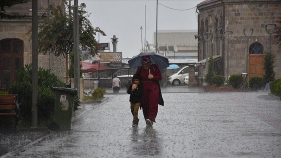 Meteorolojiden Doğu Karadeniz için 'şiddetli yağış' uyarısı