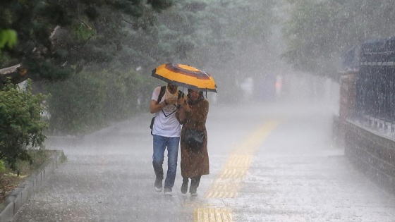 Meteorolojiden iki il için gök gürültülü sağanak uyarısı