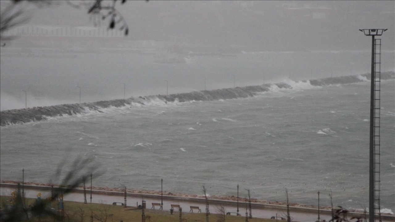 Meteorolojiden Marmara Denizi için fırtına uyarısı