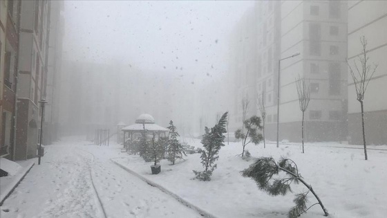 Meteorolojiden Rize ve Artvin için sağanak, Hakkari ve Şırnak için yoğun kar uyarısı