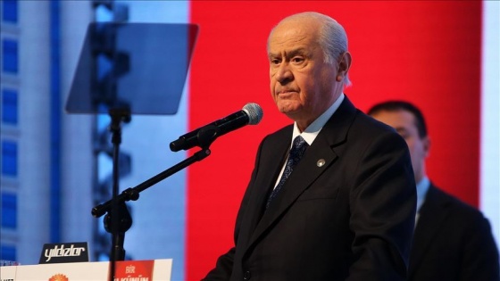 MHP'den kalpaklı Bahçeli paylaşımı