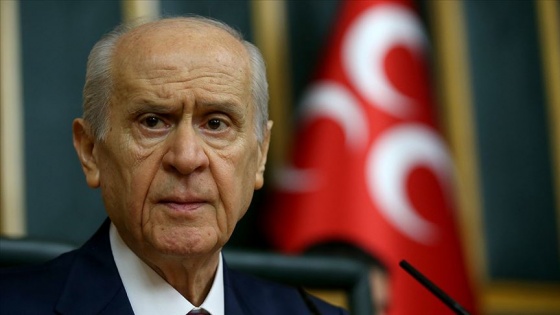 MHP Genel Başkanı Bahçeli 'Milli Dayanışma Kampanyası'na 5 maaşını bağışladı